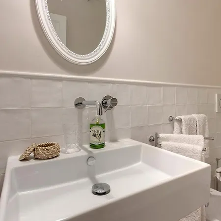 Lambert Apartman